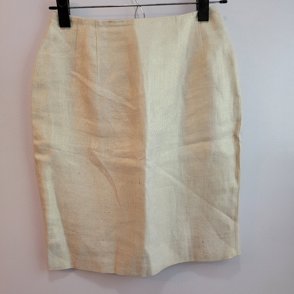 Marc Cain Dresses & Skirts - Marc Cain Cream and Gold Metallic Pencil Skirt Size K1 (0)